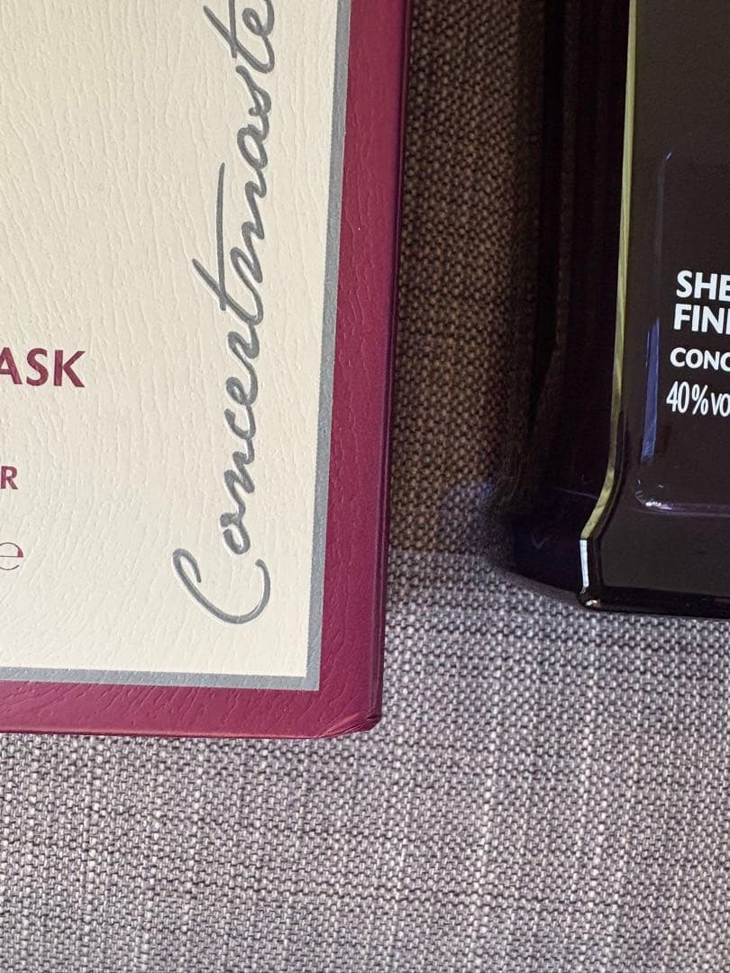 KAVALANのシングルモルトウイスキー、シェリーカスクタイプ、1000ml