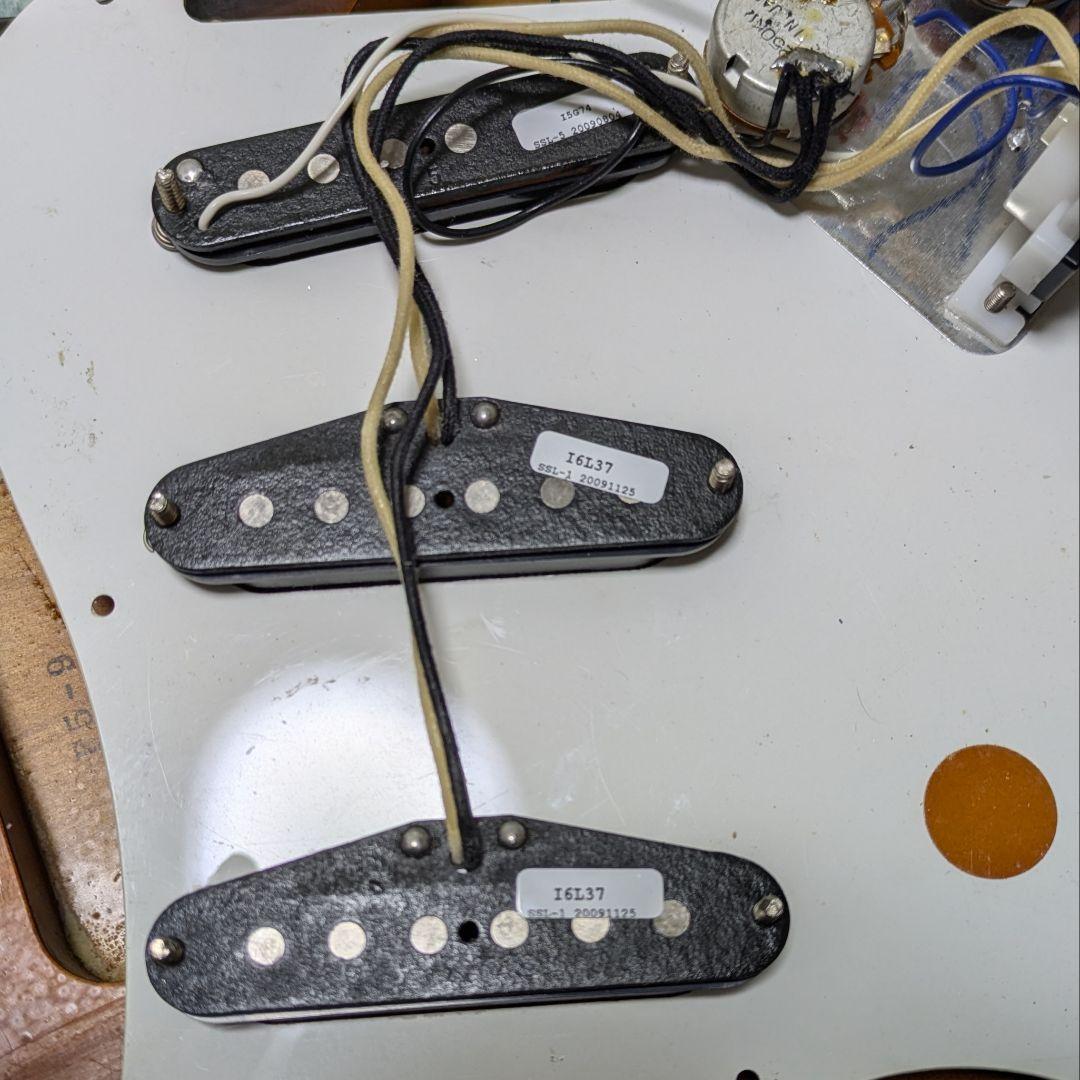 フェンダージャパン　フジゲン製　レリック加工　ダンカンピックアップssl