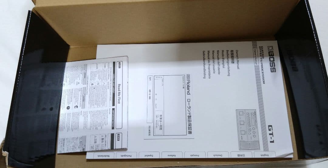 BOSS GT-1 W　ギターエフェクター