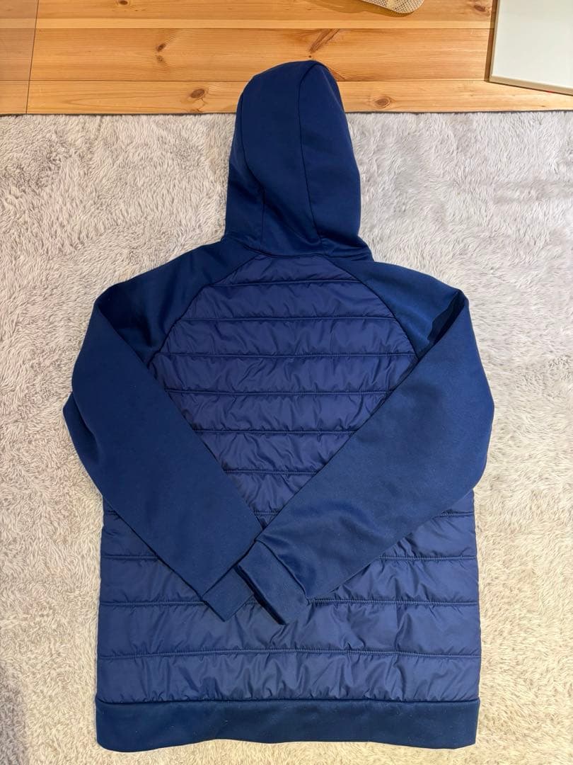 NIKE ジップパーカー　ランニング　サッカー