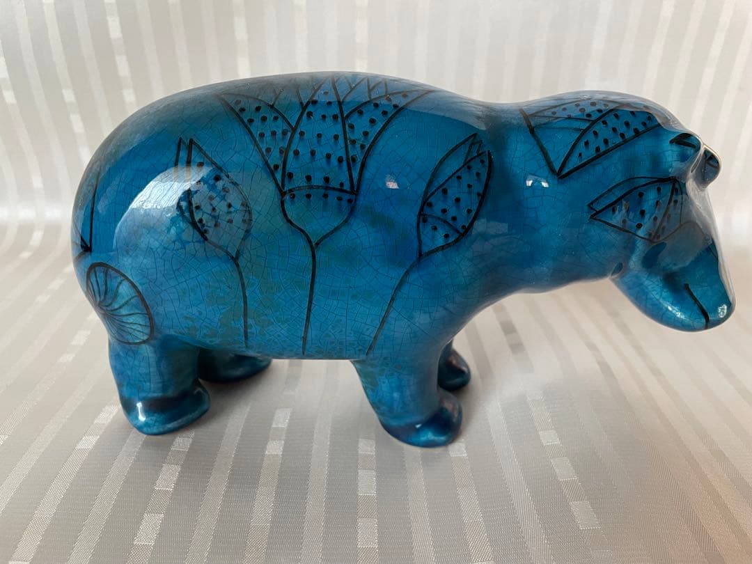 メトロポリタン美術館 青いカバ ウィリアム 陶器製 レプリカ