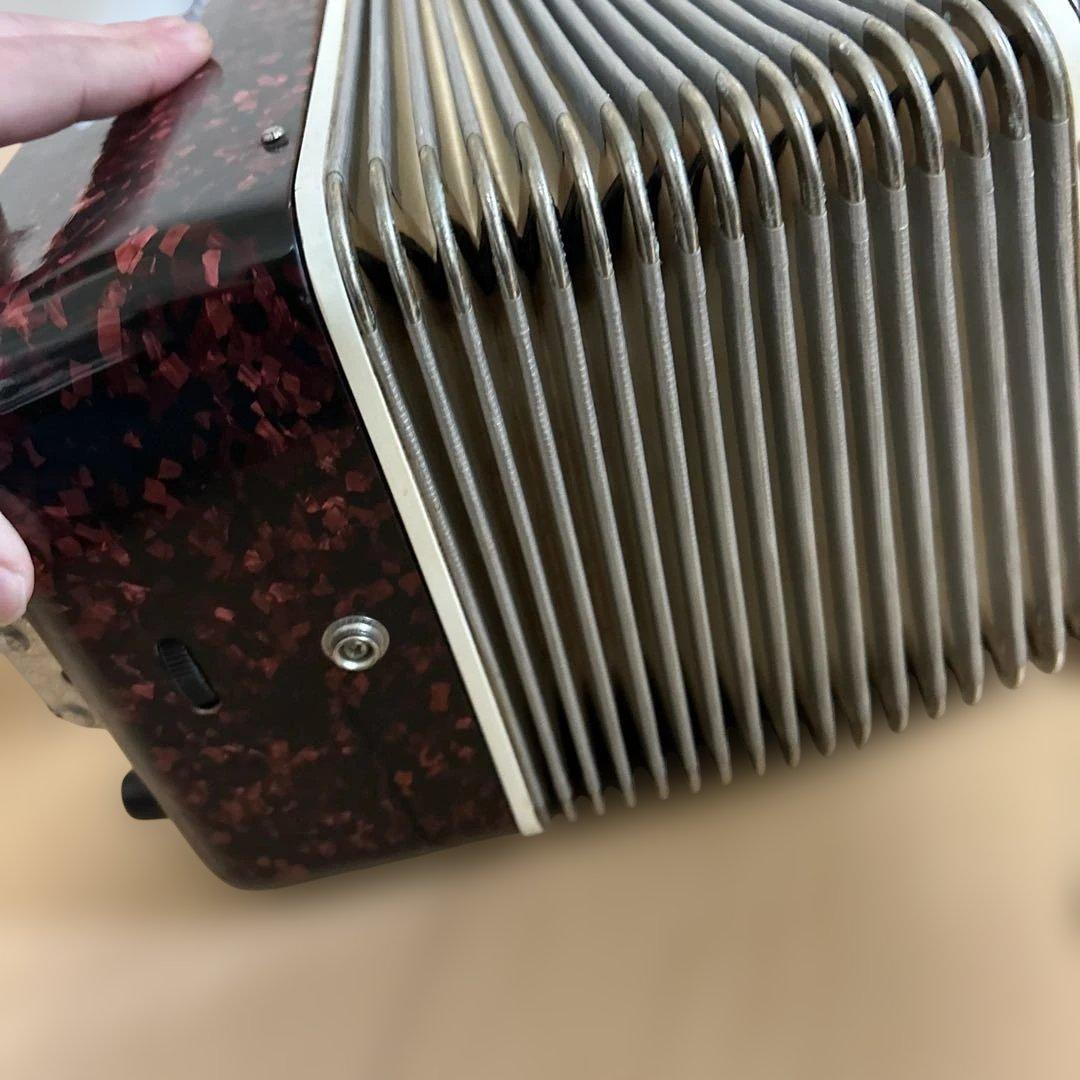 YAMAHA アコーディオン YA-18 ハードケース付　30鍵盤