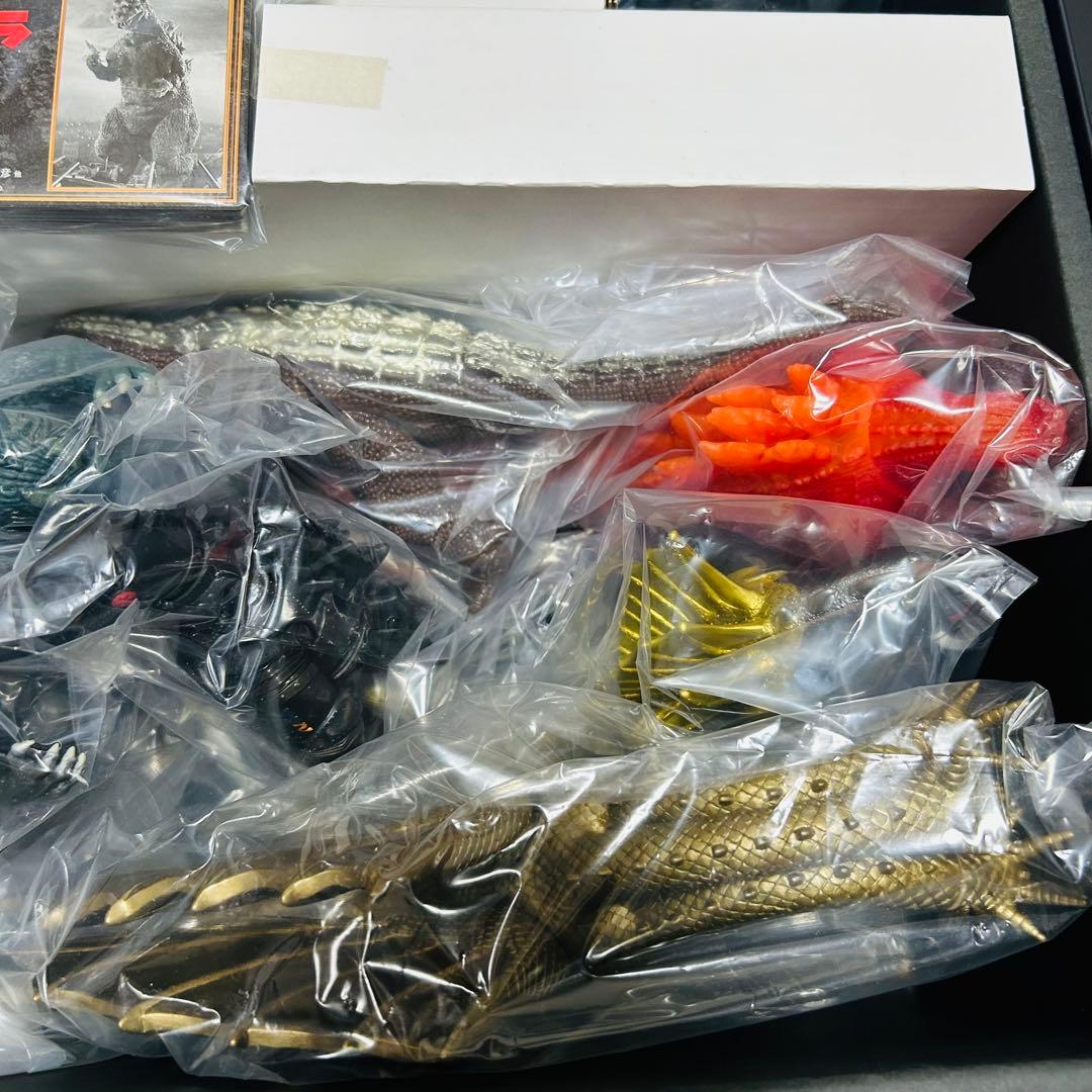 ゴジラ50周年メモリアルボックス ムービーモンスターシリーズ フィギュア ソフビ