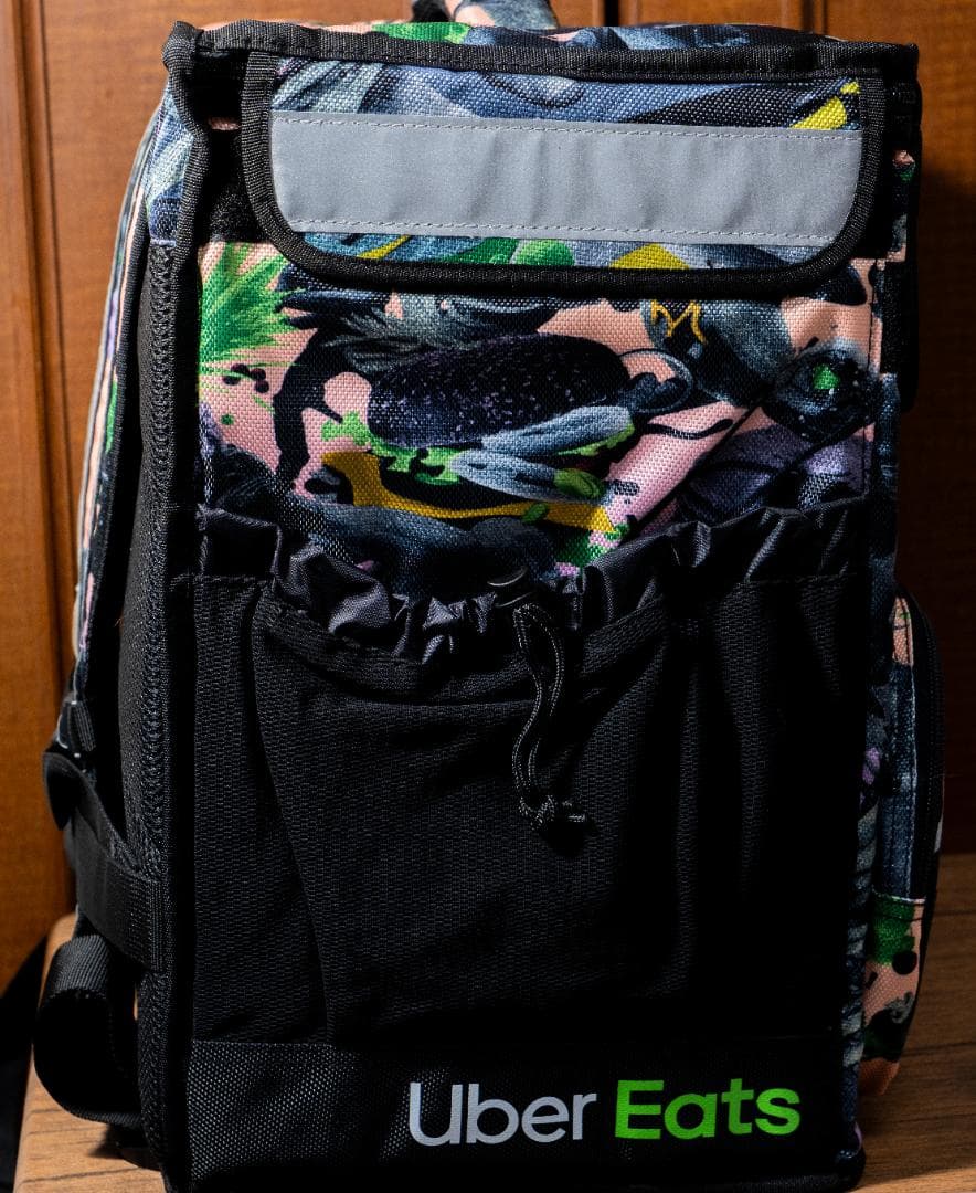 Uber Eats 配達用バッグ デザインモデル