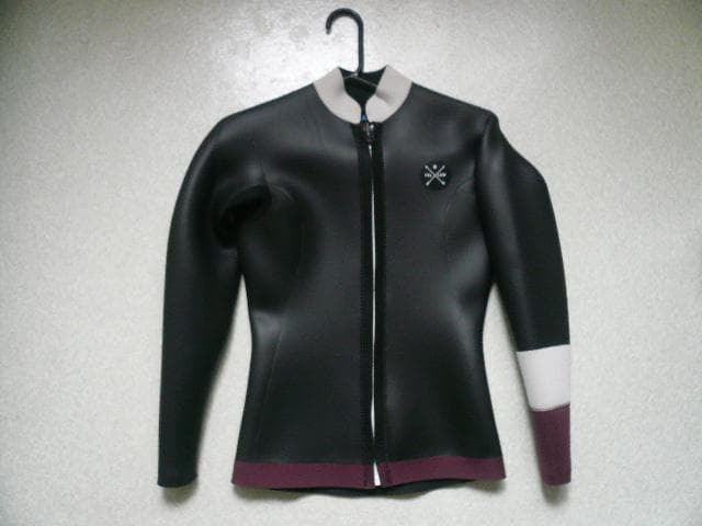 つや消しテカリ感レディース ウエットスーツ タッパー サーフスーツ fellow