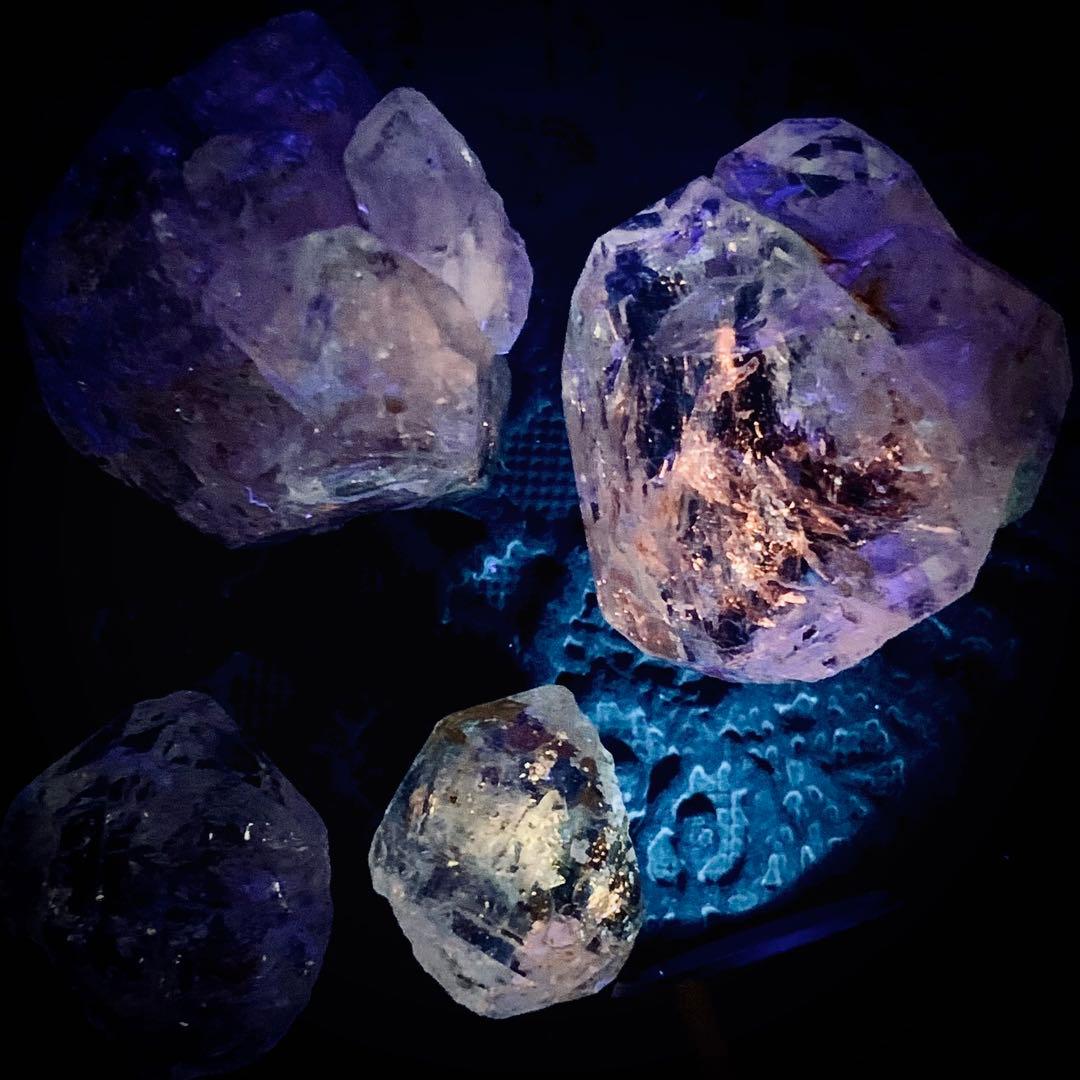 レア！オレンジ系に光るペトロレアムクォーツ4個セット