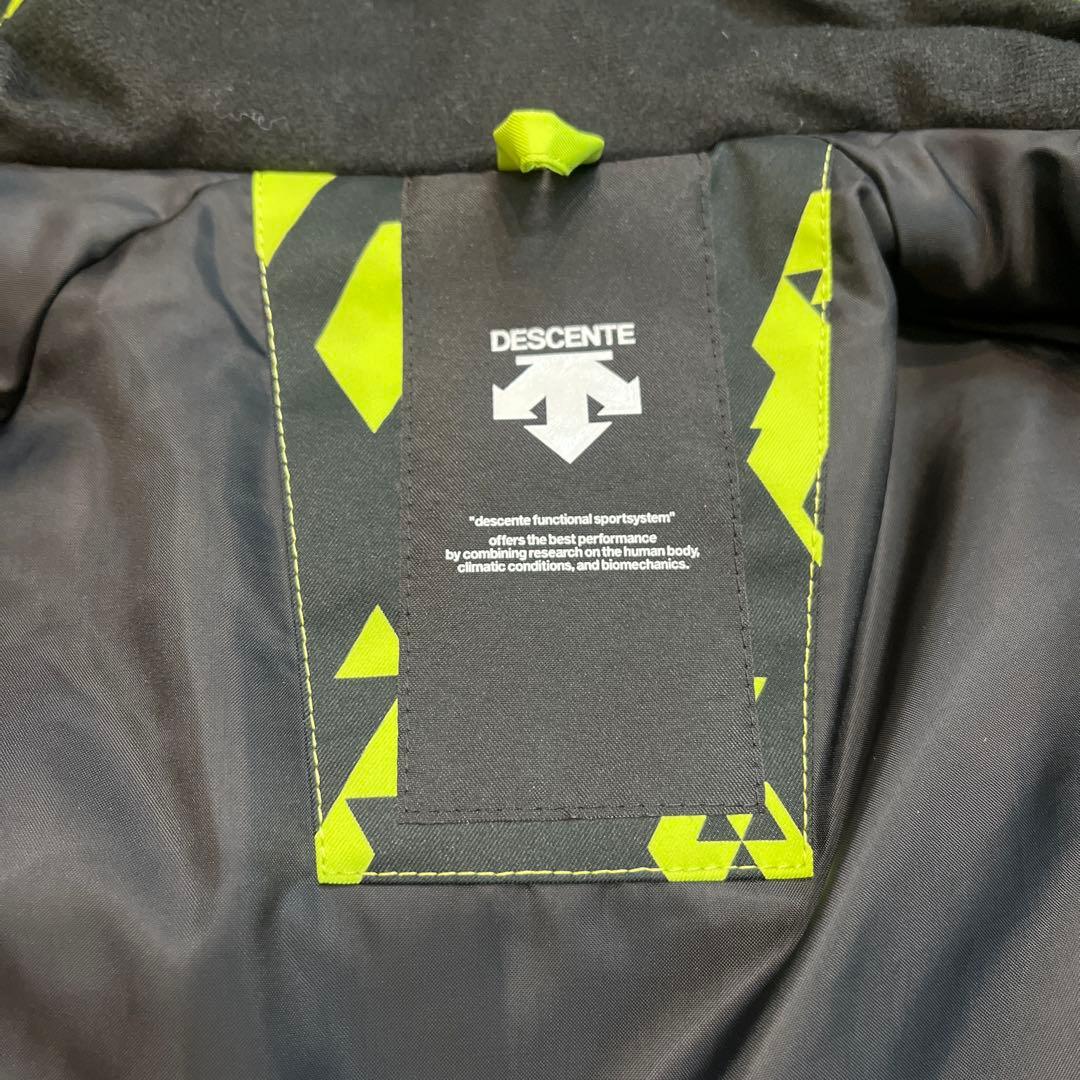デサント　M美品　スキーウェア　メンズ　男性 セットアップ　上下
