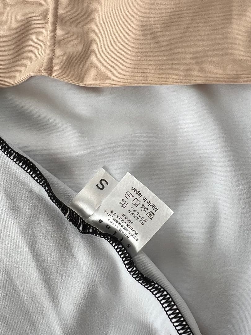 stina 花柄レオタード 長袖 メッシュ