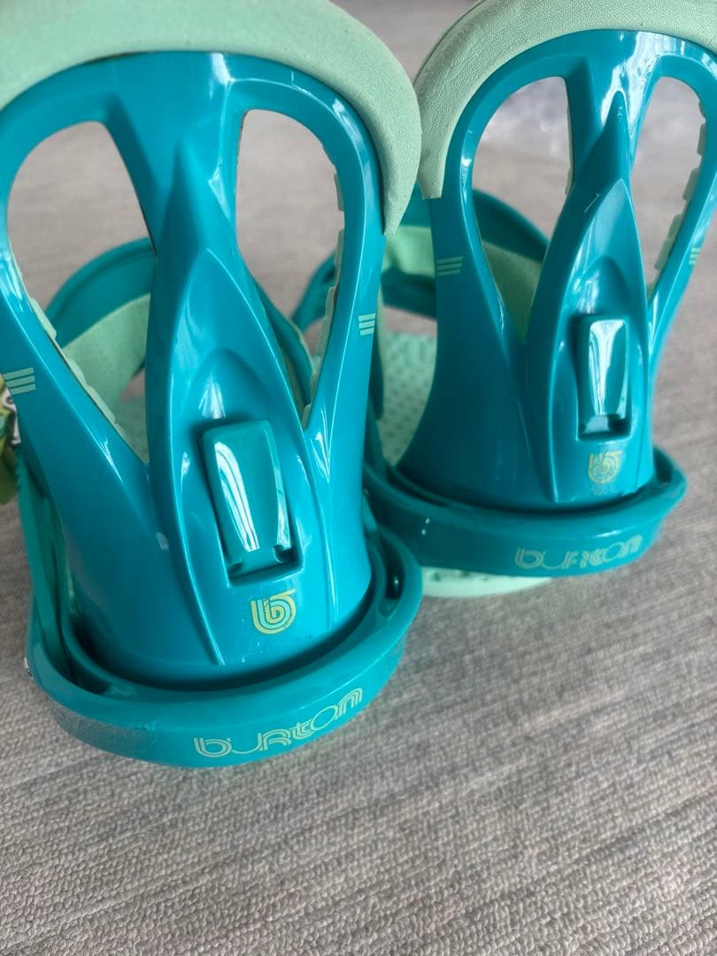 Burton スノーボードビンディング レディースMサイズ
