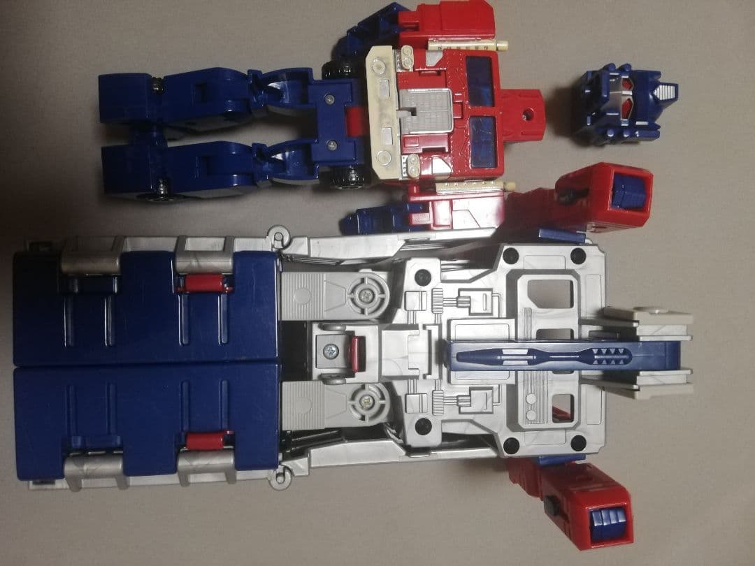 トランスフォーマー　C-307　ゴッドマスター　スーパージンライ