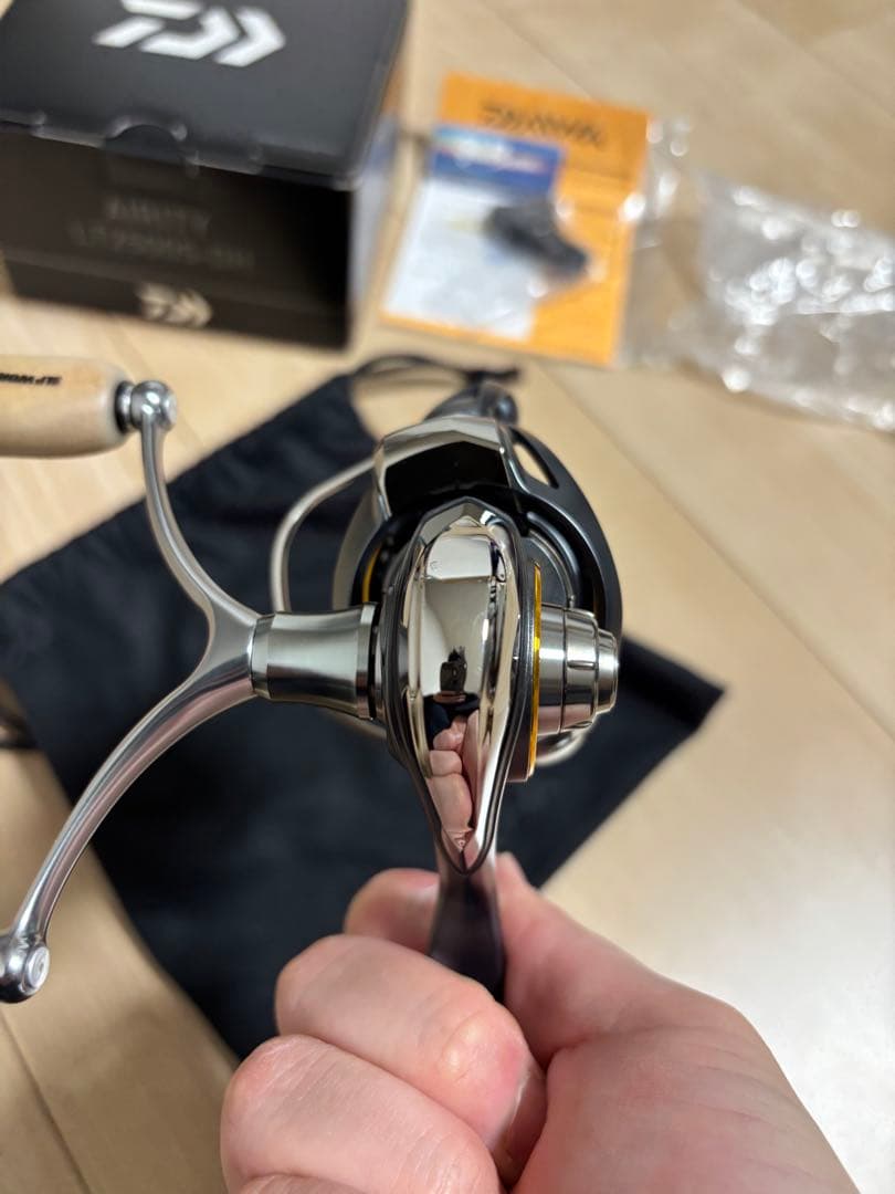 [1/16で一旦取下げ/限定値引]【極美品】23エアリティLT2500S-DH