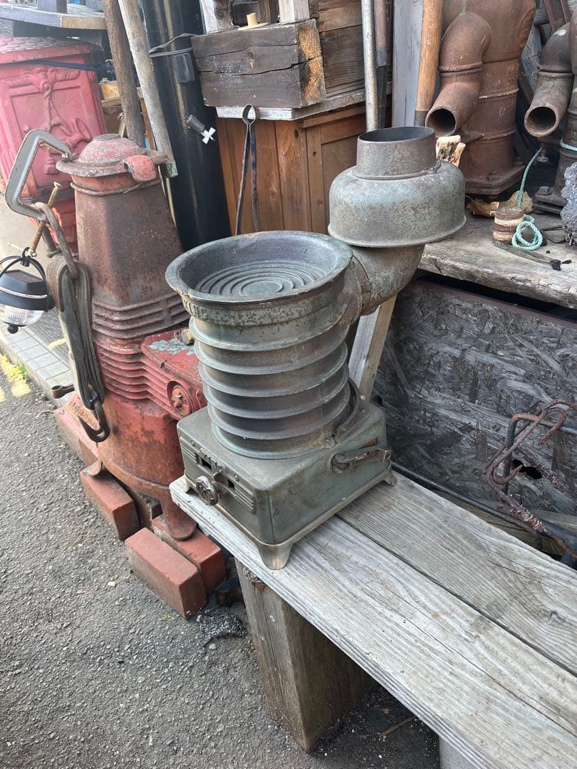 レトロ石炭ストーブ、薪ストーブ、昭和薪ストーブ、鋳物ストーブ、ダルマストーブ