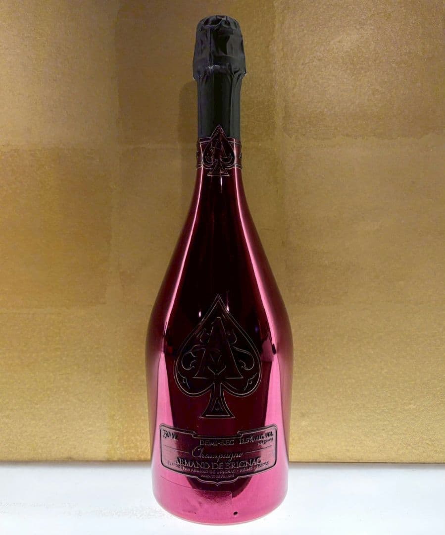 Armand de Brignac アルマンド シャンパン ピンク 袋付き