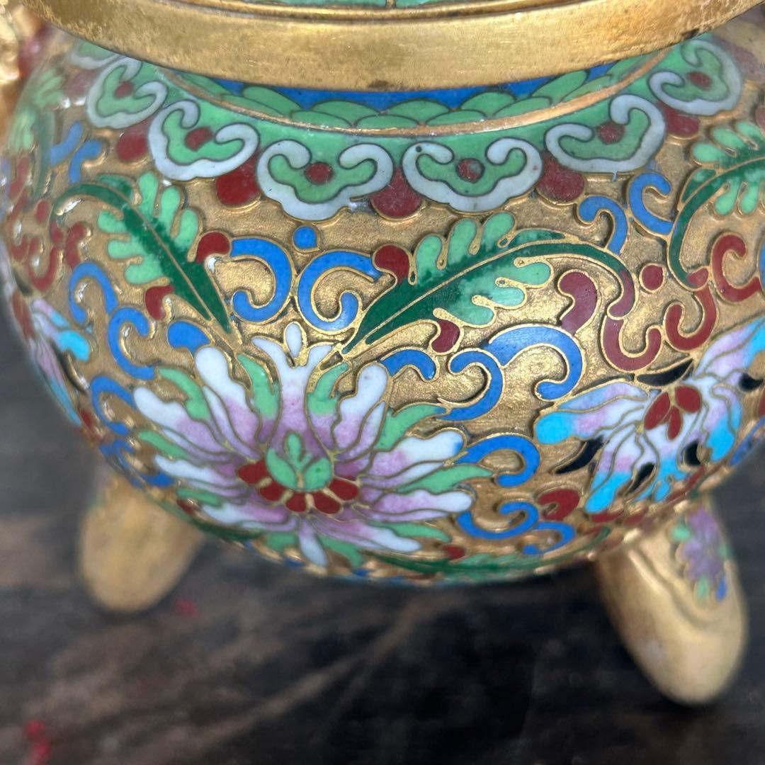 ヴィンテージ ◆ 《景泰藍》三つ脚七宝唐草香炉 輪耳 木製台座付き