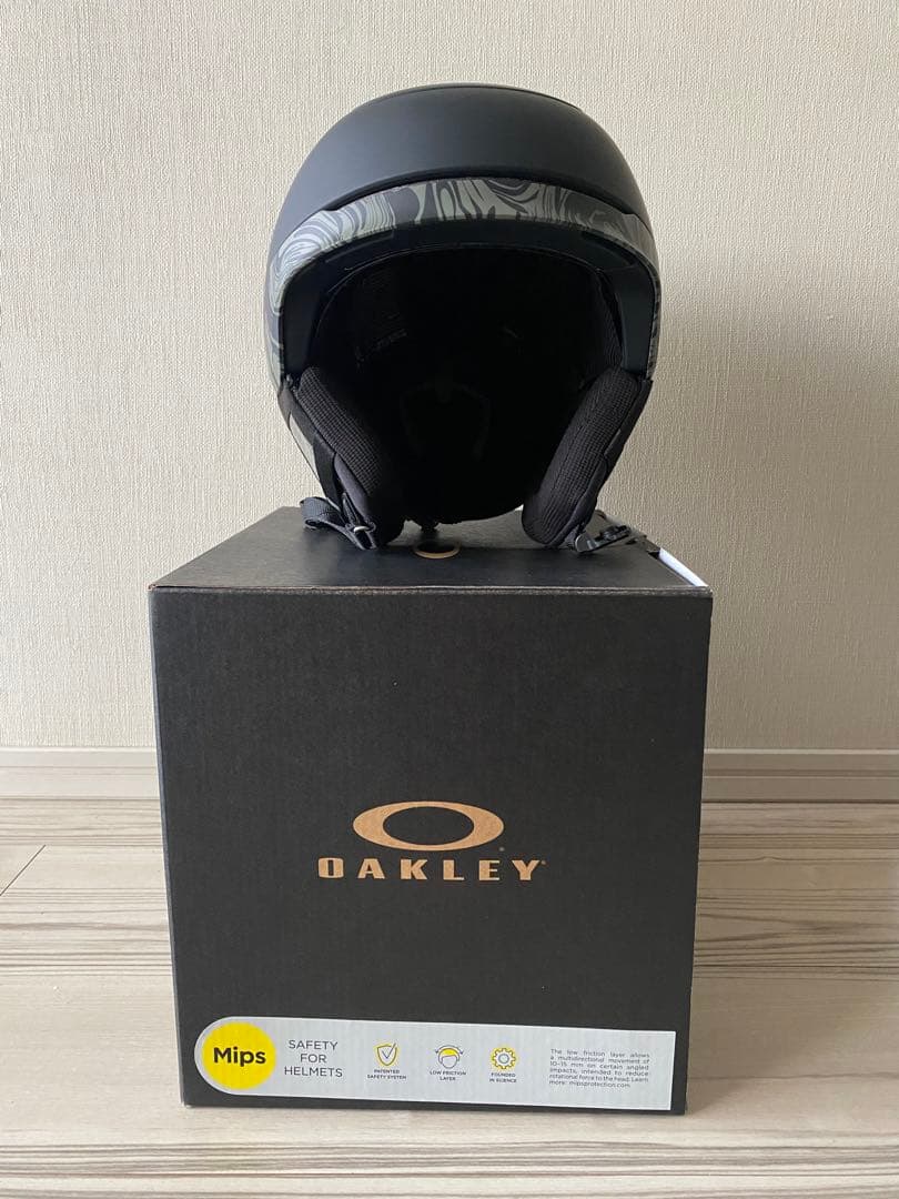 未使用　OAKLEY MOD5 LサイズMips搭載　スキー/スノボヘルメット