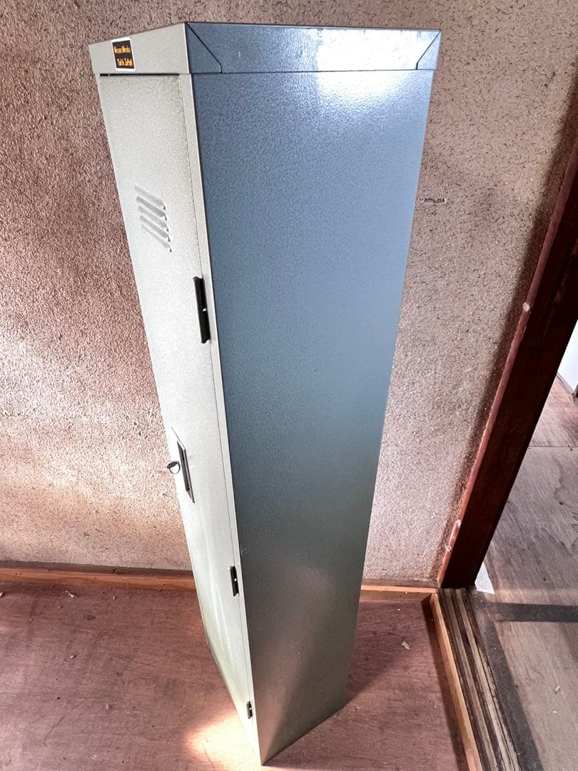 Nissan Miroku ロック付き収納ボックス ガンロッカー