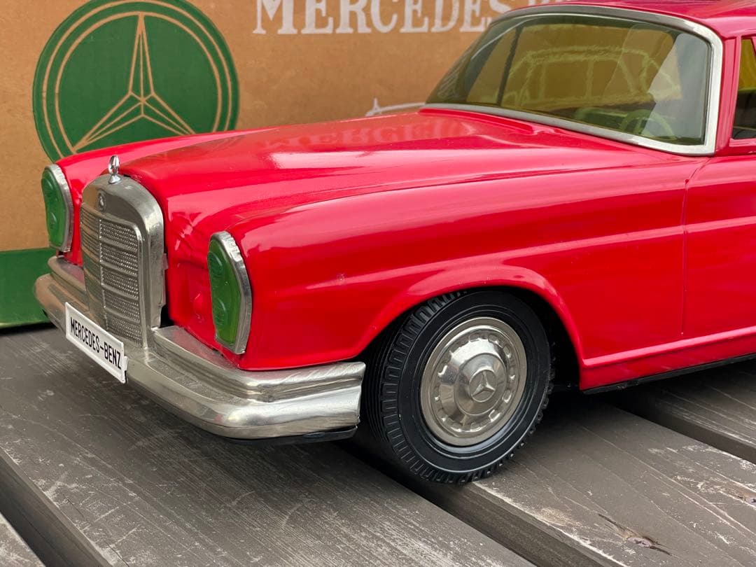 300SE ベンツ ブリキ ミニカー
