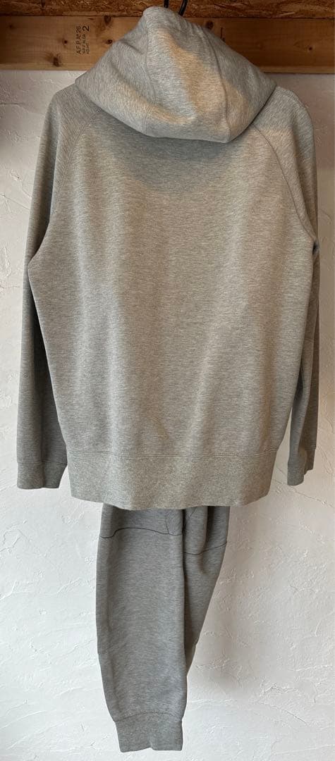 Nike ジャージ セットアップLとM テックフリース　ナイキ