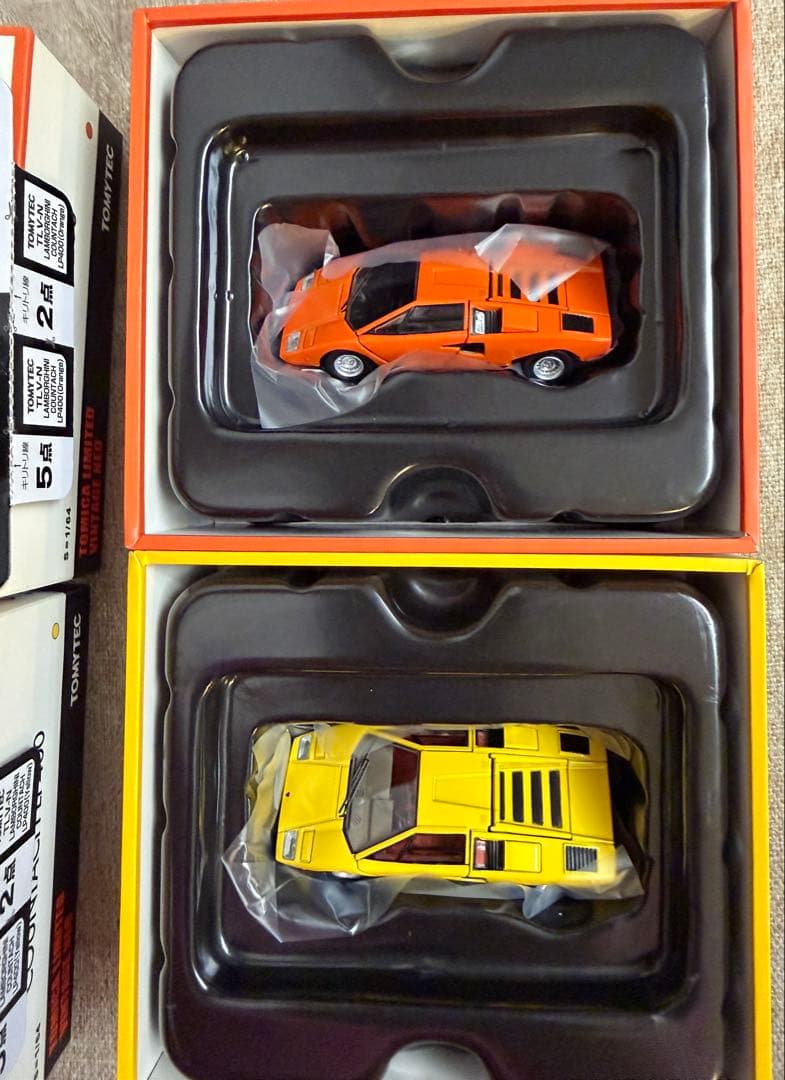 d*9様 TOMICA ランボルギーニ LP400