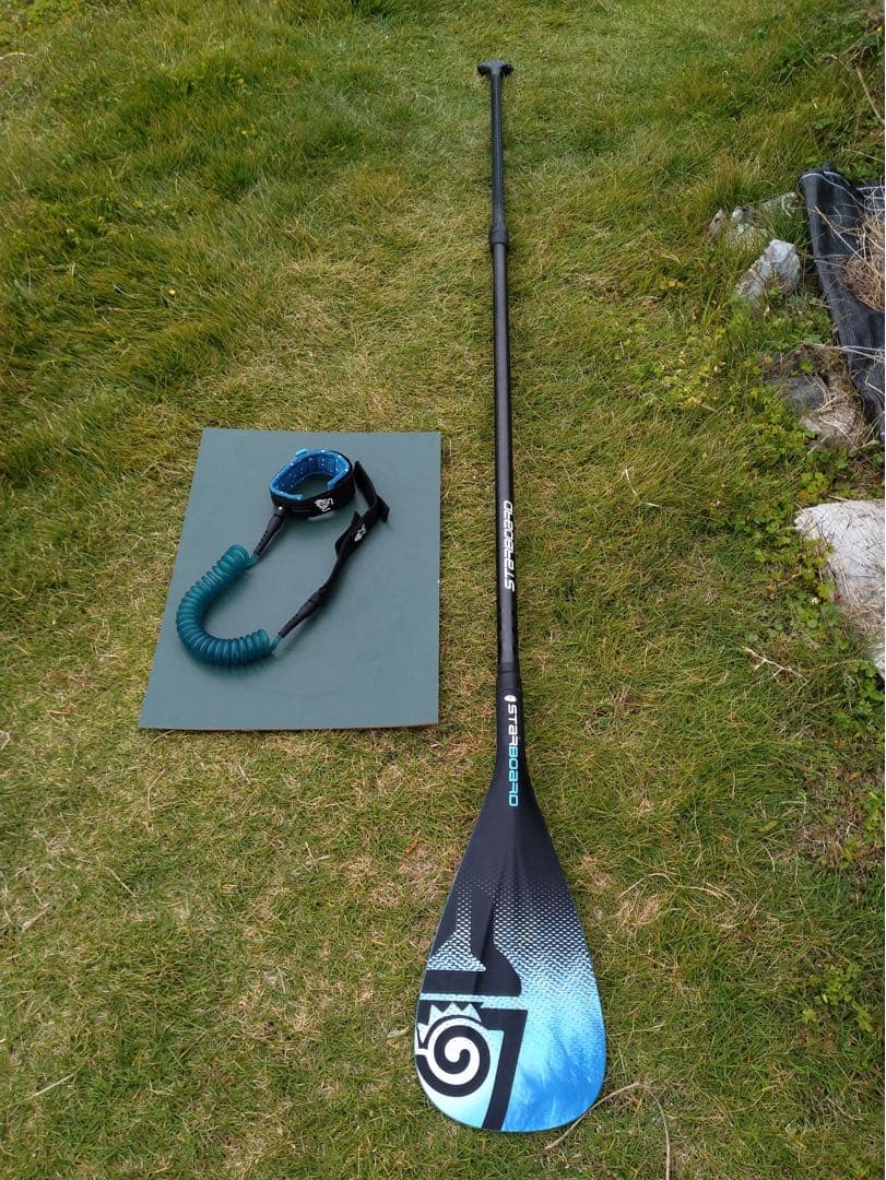 スターボード　スタンドアップパドル カーボン製ツーピース&スターボード　リード