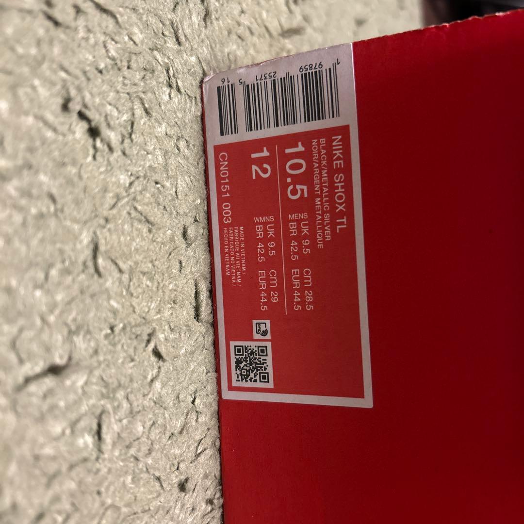 シューズ NIKESHOXTLBLACK/UNIVERSITYRED