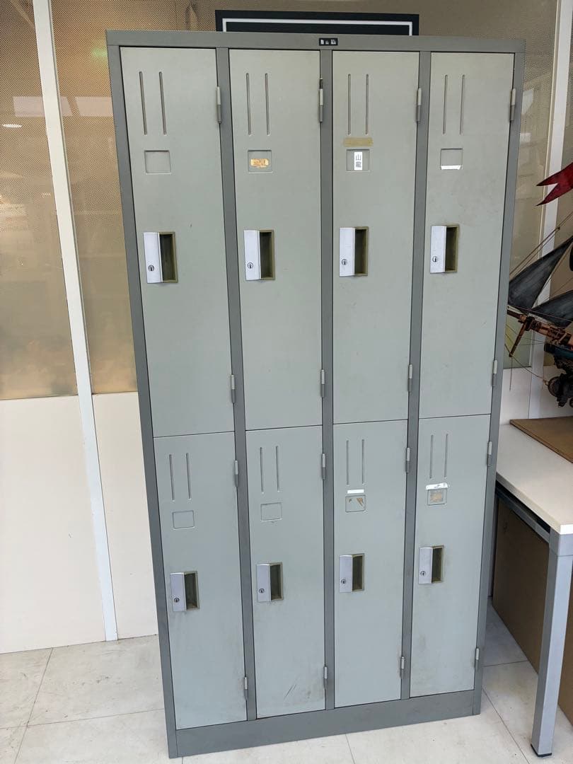 ITOスチール製 オフィスロッカー 8扉 グレー※鍵無し　訳あり ジャンク