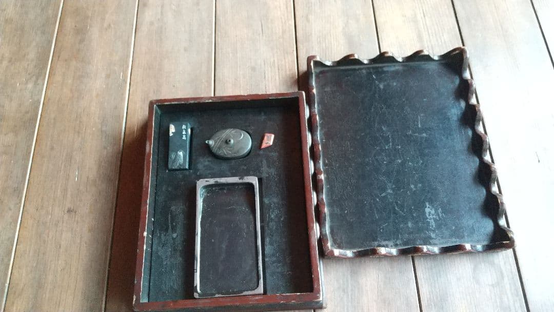 螺鈿 文箱 硯箱 \"栗鼠と葡萄 \" 時代不詳