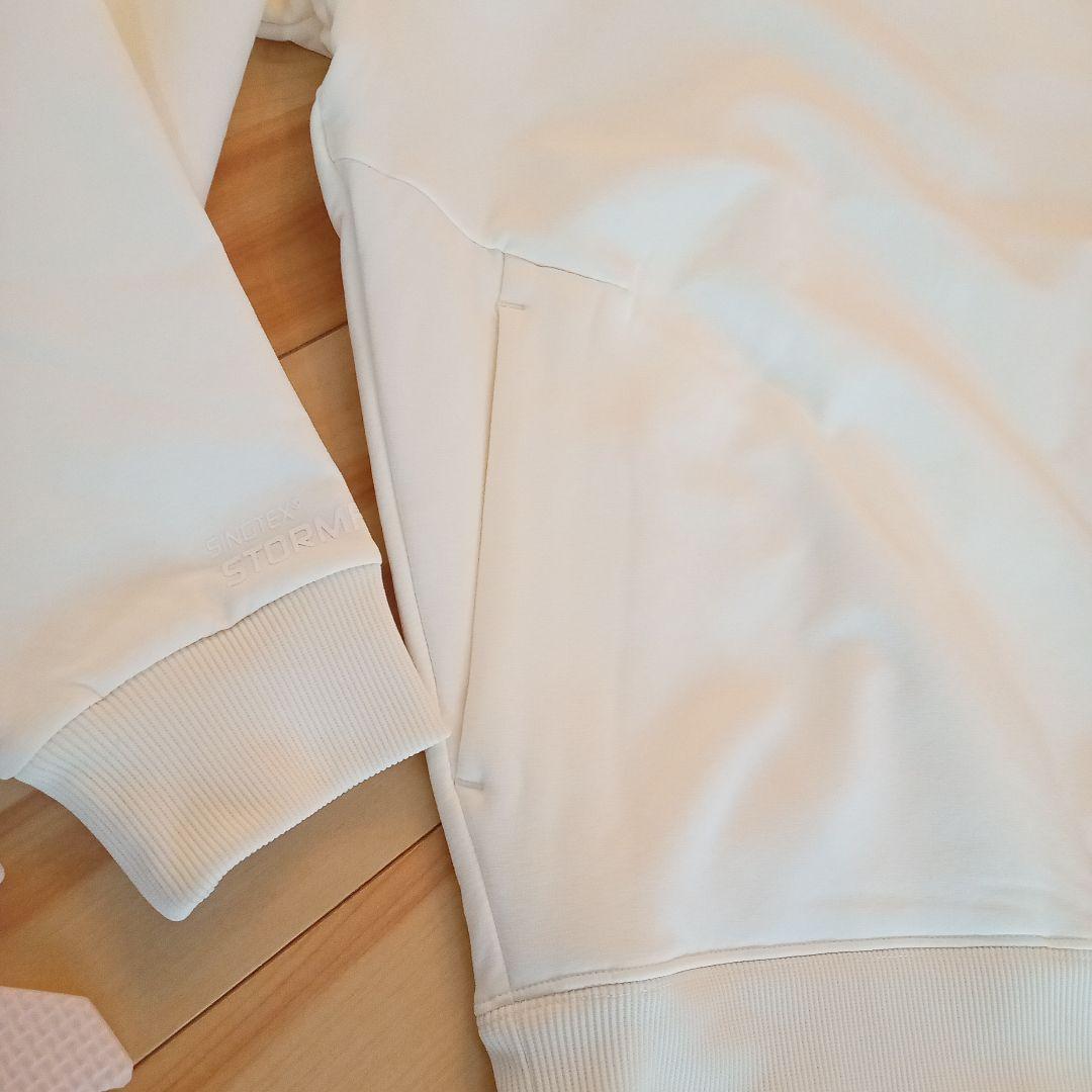 TaylorMade Storm Fleece フーディ ホワイト