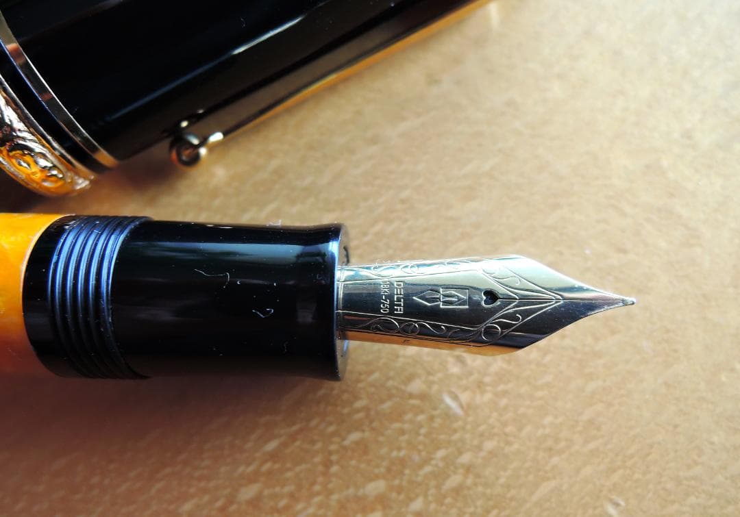 【バロン】デルタ ドルチェビータ ミディアム万年筆 バーメイル18K F