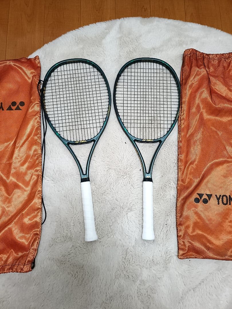 美品2本セットYONEX VCORE PRO100 G2