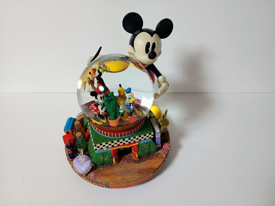 ディズニースノードーム オルゴール