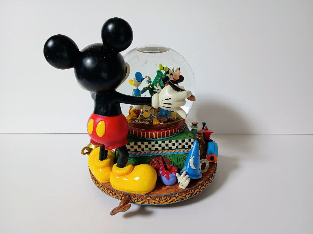 ディズニースノードーム オルゴール