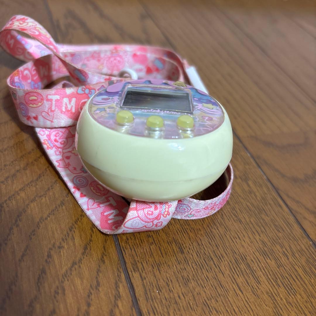 たまごっち みーつ　スイーツverイエロー