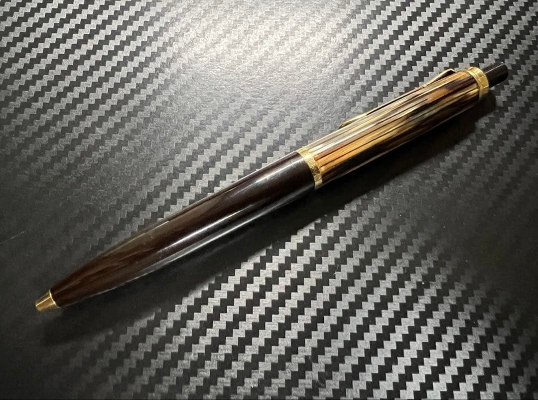 未使用に近い ペリカン K400 ボールペン トートイス 茶縞