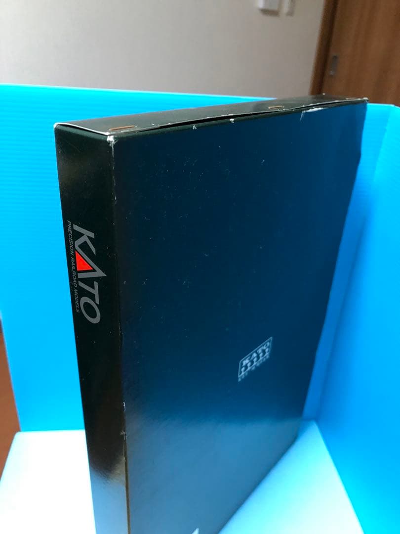 KATO 221系 直流近郊形電車 室内灯付き