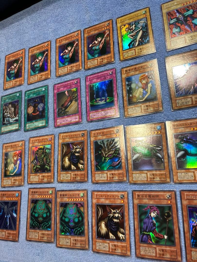 遊戯王OCG デュエルモンスターズ 初期 32枚セット　引退品　まとめ