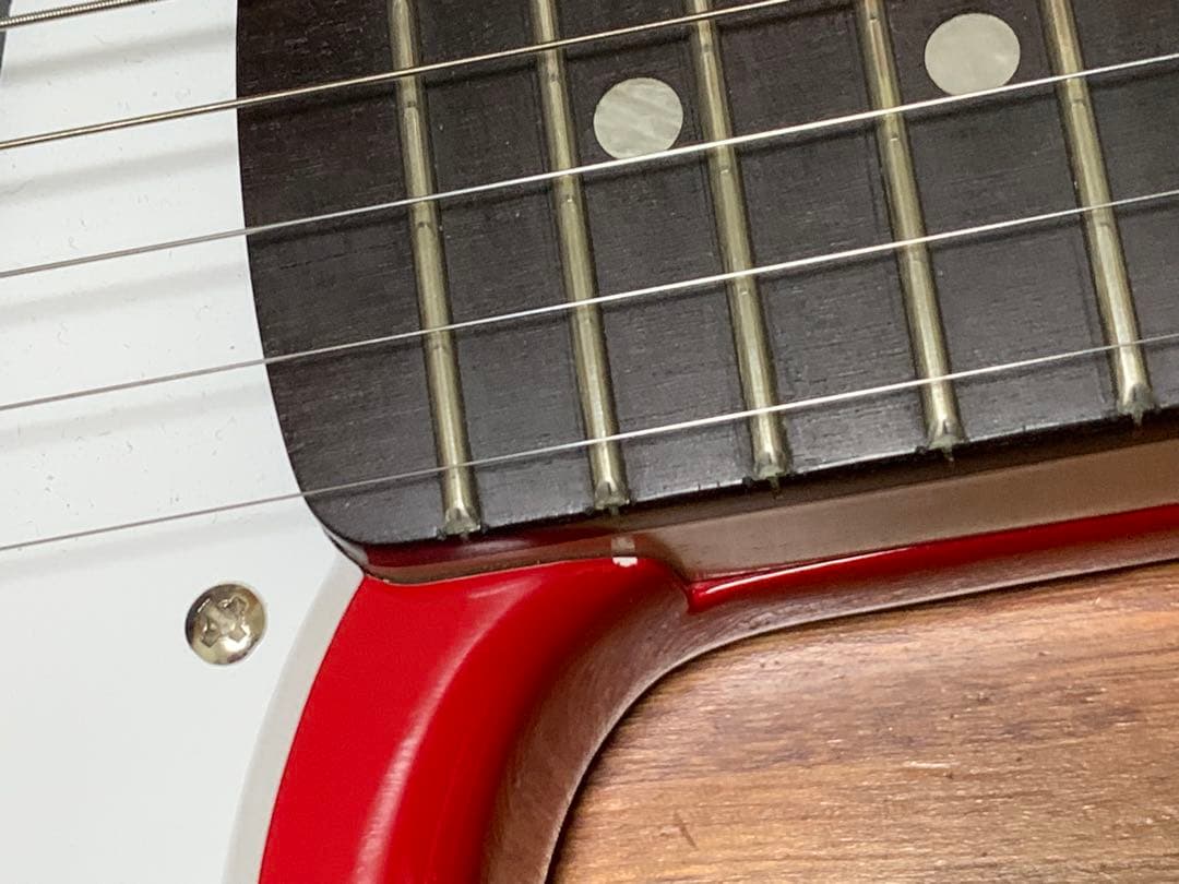 ギター Squier by Fender mustang