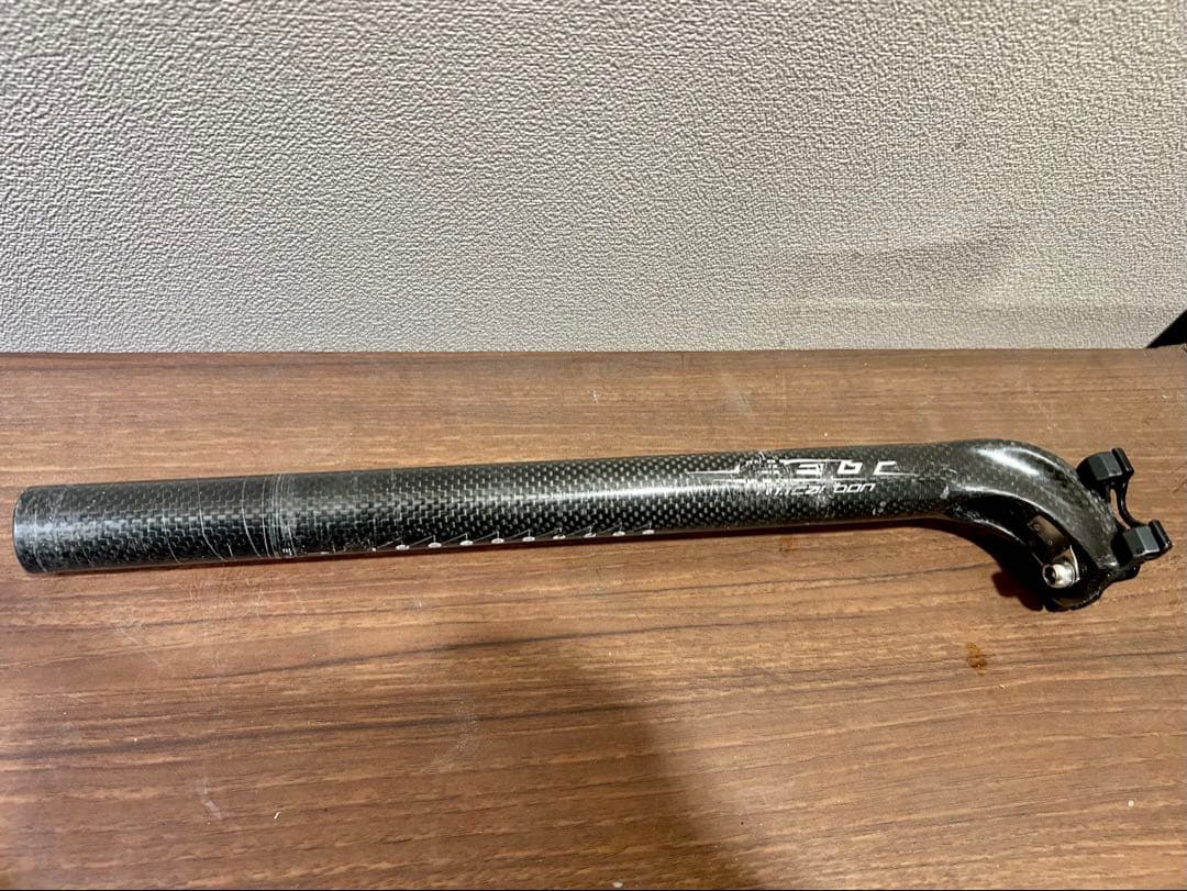 FELTフェルト【カーボンシートポスト】Z15カーボンロード付属品◆重量g