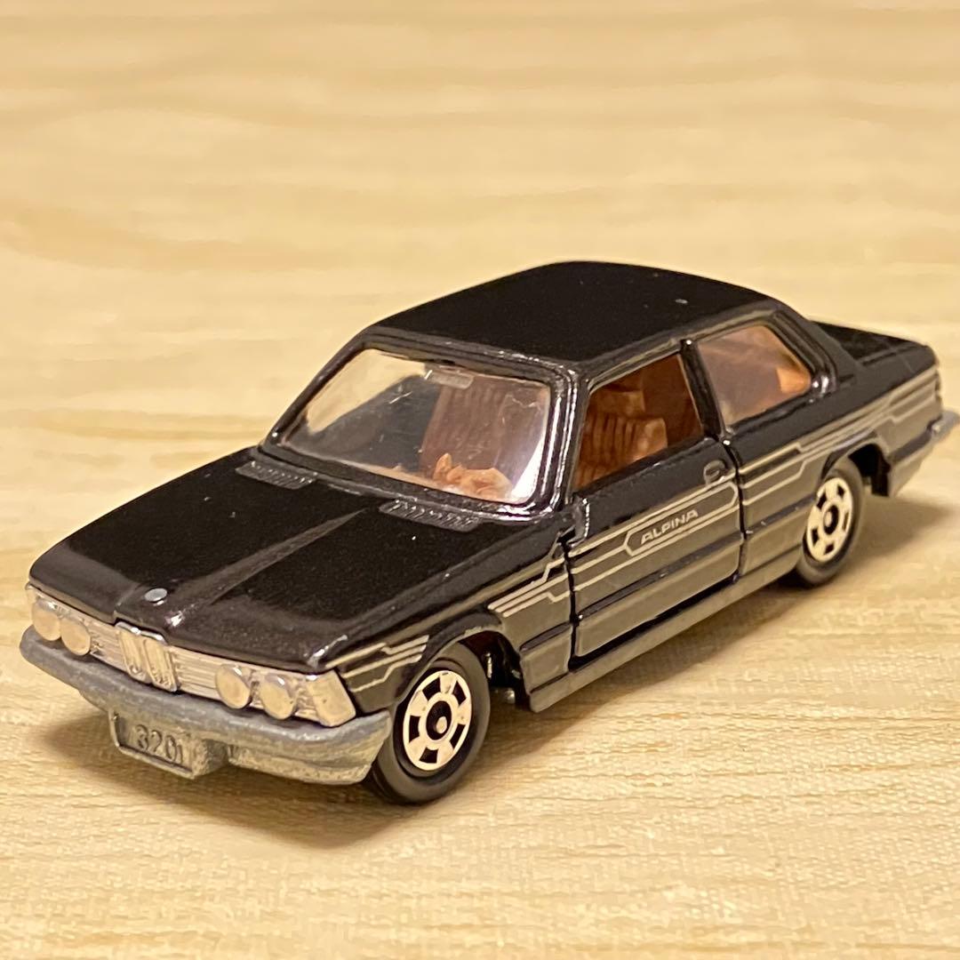 トミカ  320i No.F45 1/62