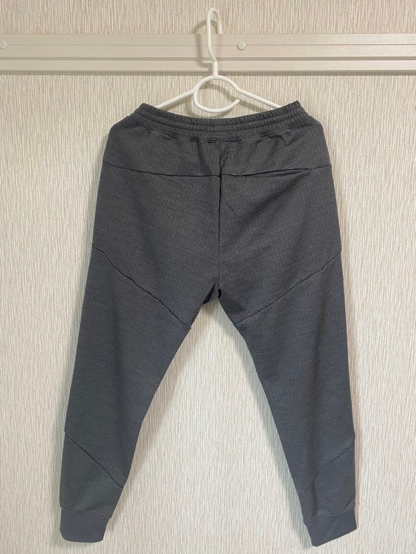 OAKLEY ジャージ上下セット 上XL 下Lサイズ　グレー&レッド色