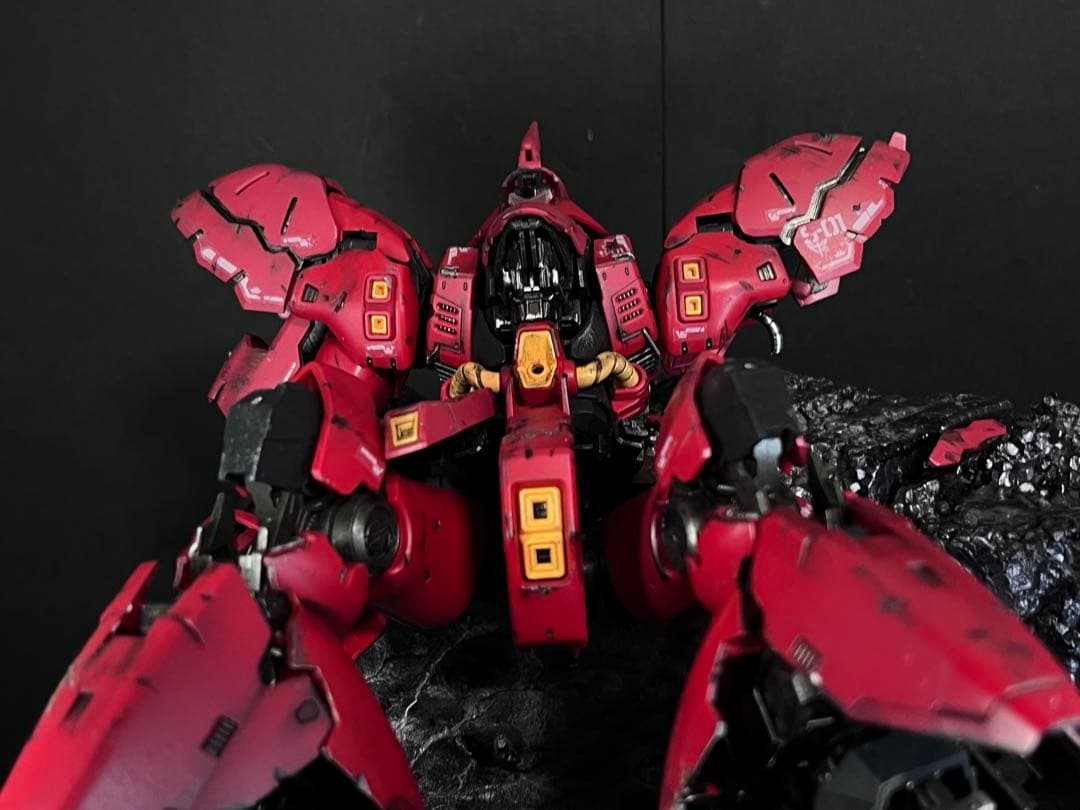 ガンプラ　ジオラマ塗装済み完成品　rg サザビー