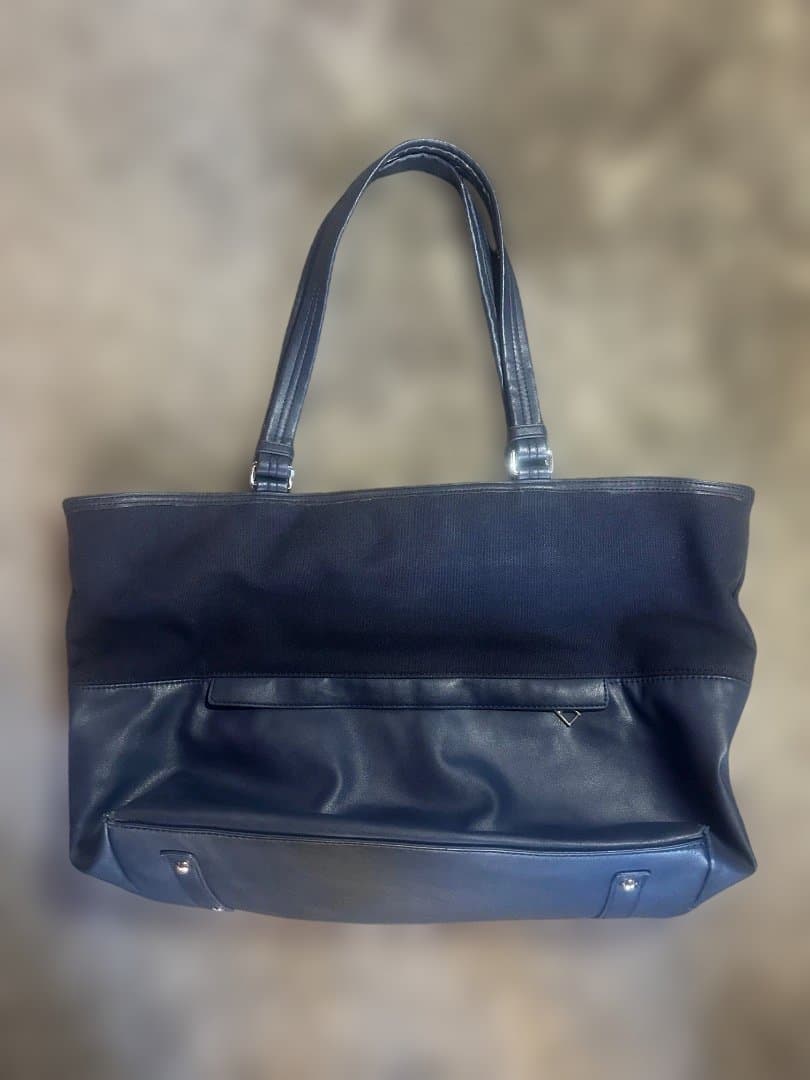 MASTER BUNNY EDITON 黒のキャンバスバッグ