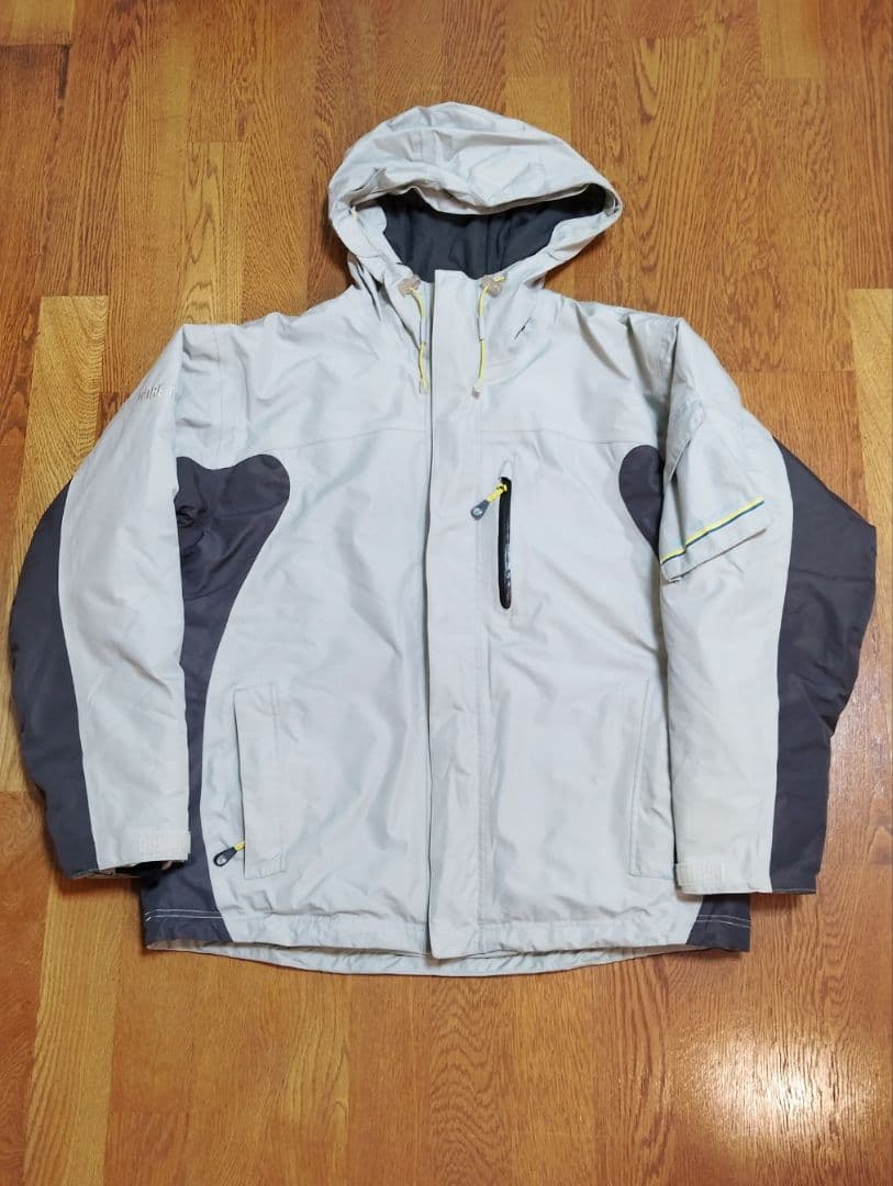 ダイワ AQUOLIA GORE-TEX 大盛中綿 ウィンタージャケット＆パンツ