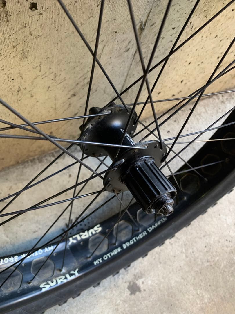 SURLY パグスレイ　Nate 26x3.8ホイールセット