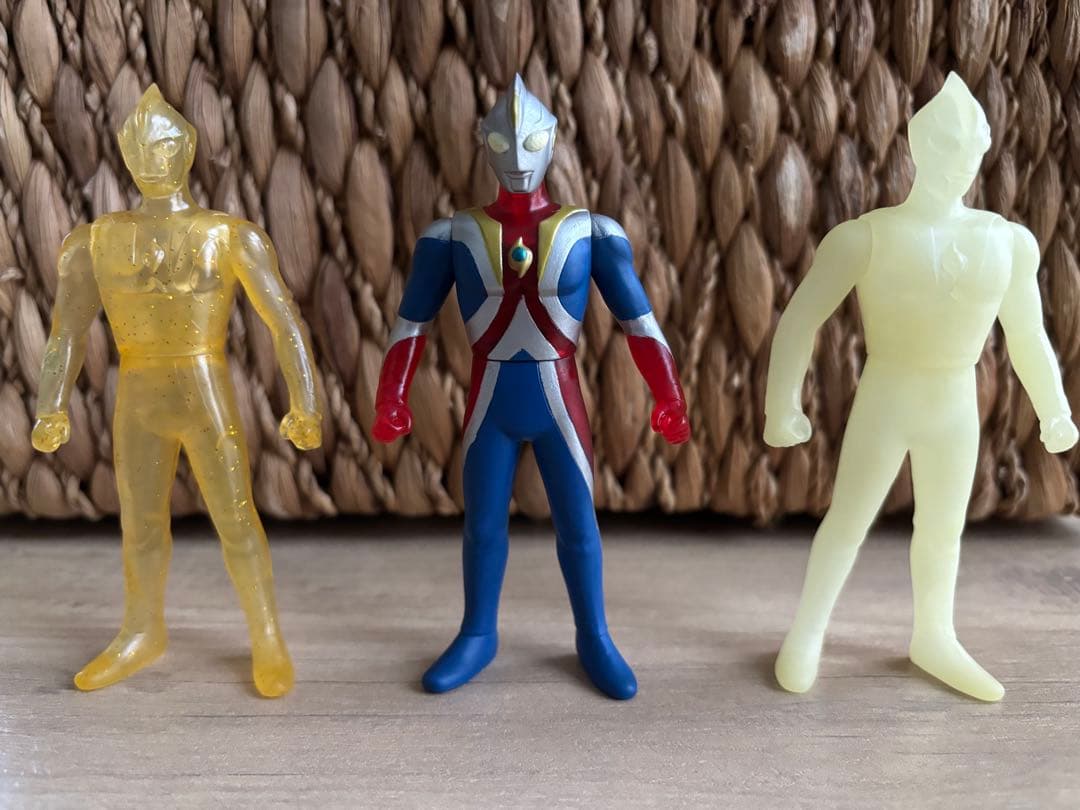 2003映画ウルトラマンコスモスVSジャスティス　フィギュア　全6種　非売品