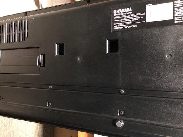 YAMAHA シンセサイザーCK61・純正ケース付き