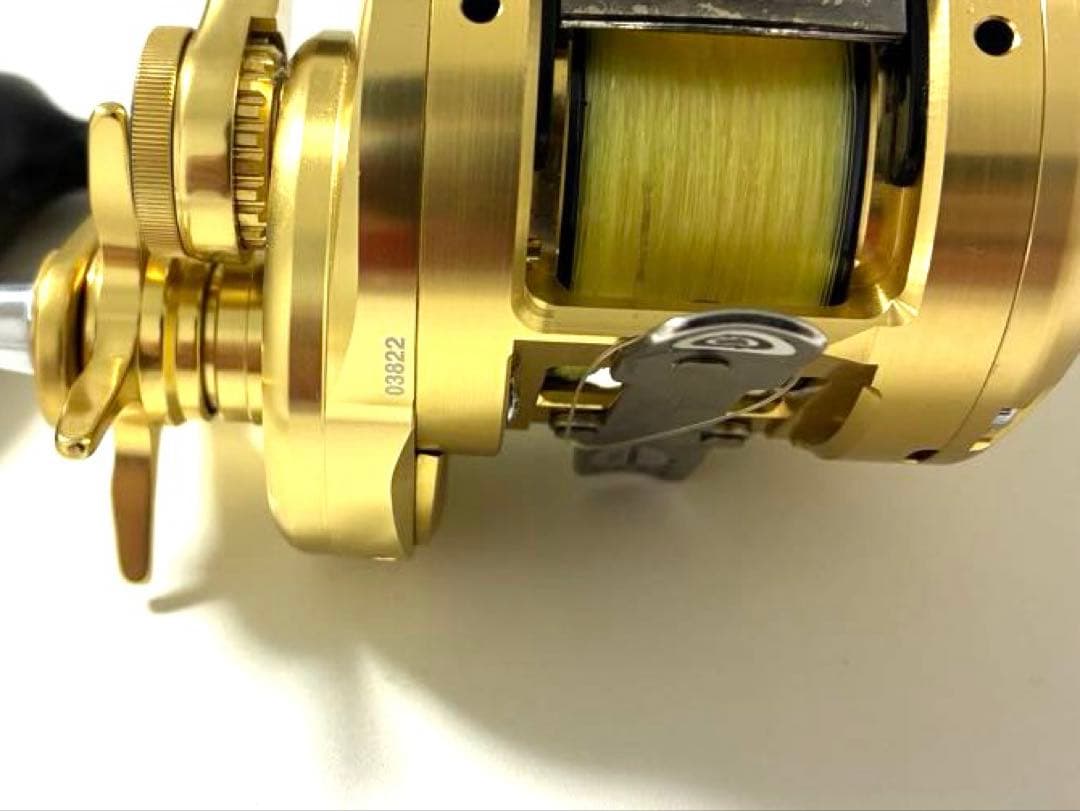 SHIMANO　シマノ　オシアコンクエスト CT　301HG　ベイトリール　左巻