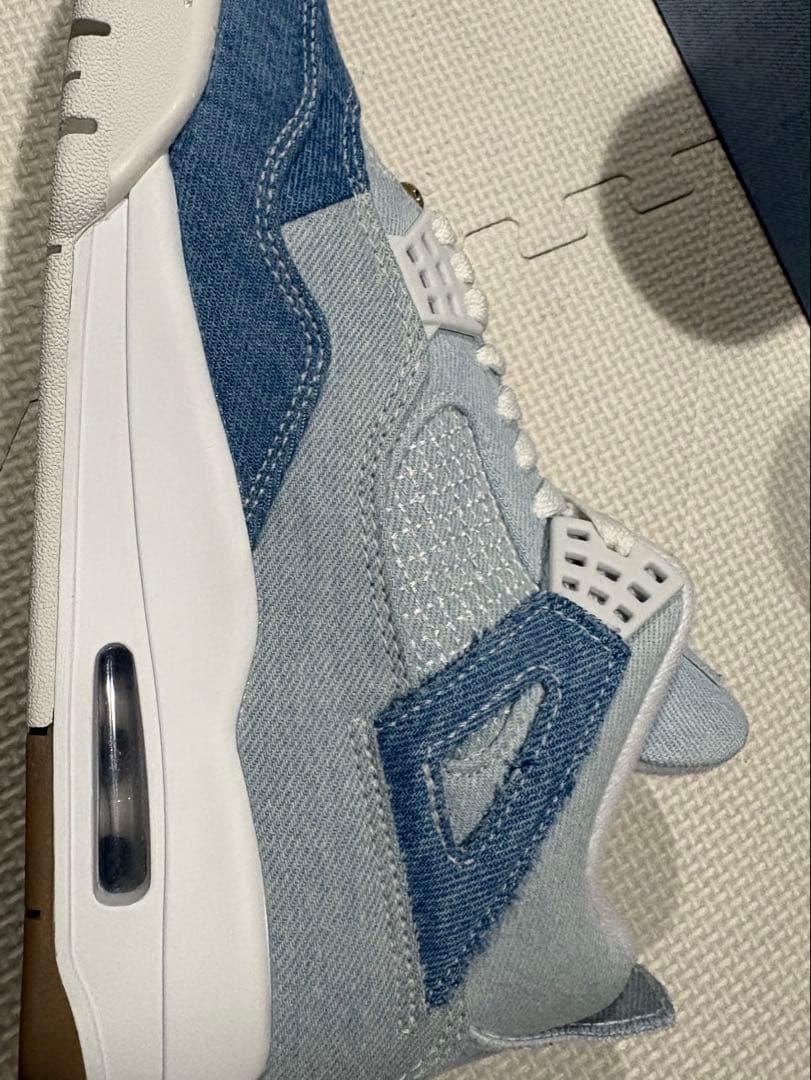 ナイキ　ジョーダン4レトロTEX