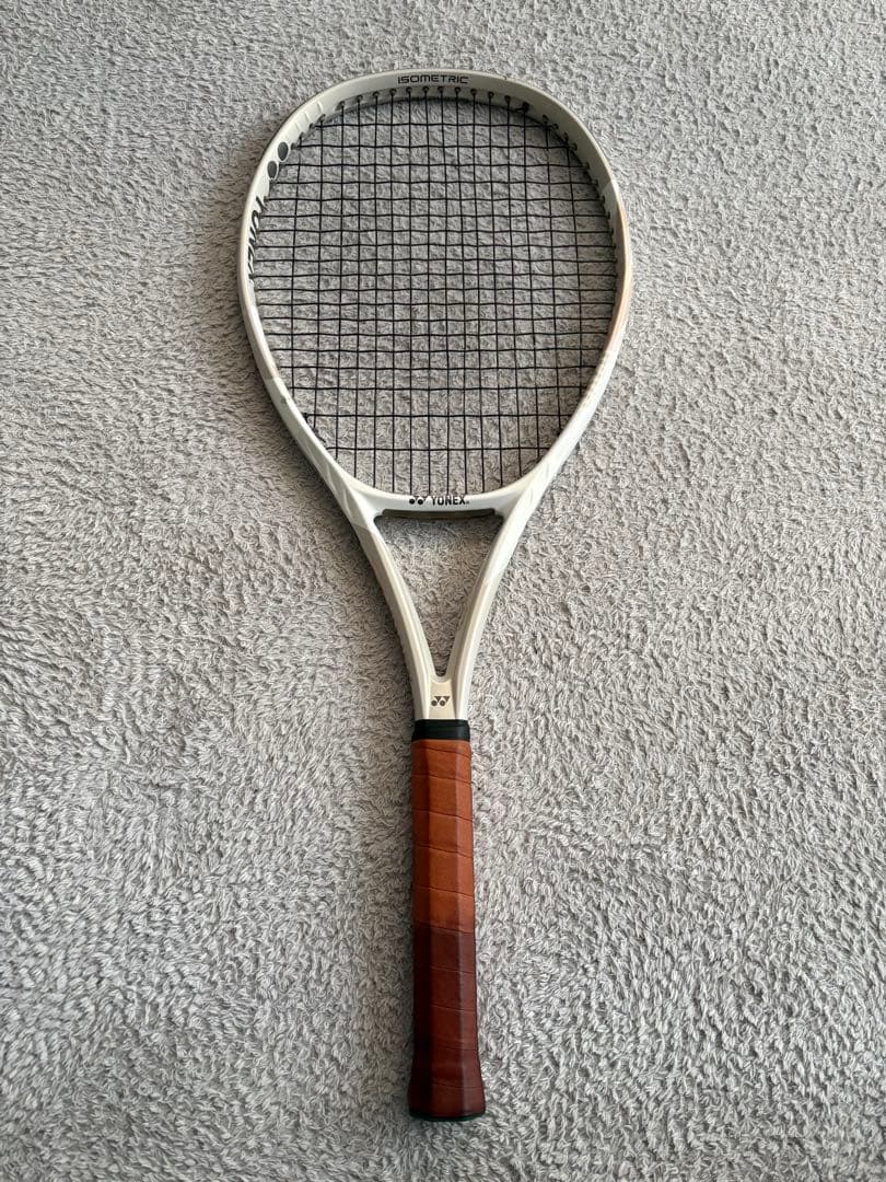 ヨネックス ブイコア 100 サンドベージュ YONEX VCORE 100