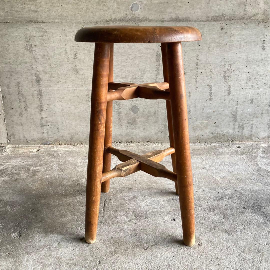 古い味のあるスツール チェア 丸椅子 置物台 飾り台 花台 木製 古道具 レトロ